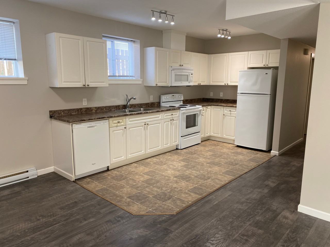 1323 101 Ave #1323DN - Photo 3 of 11