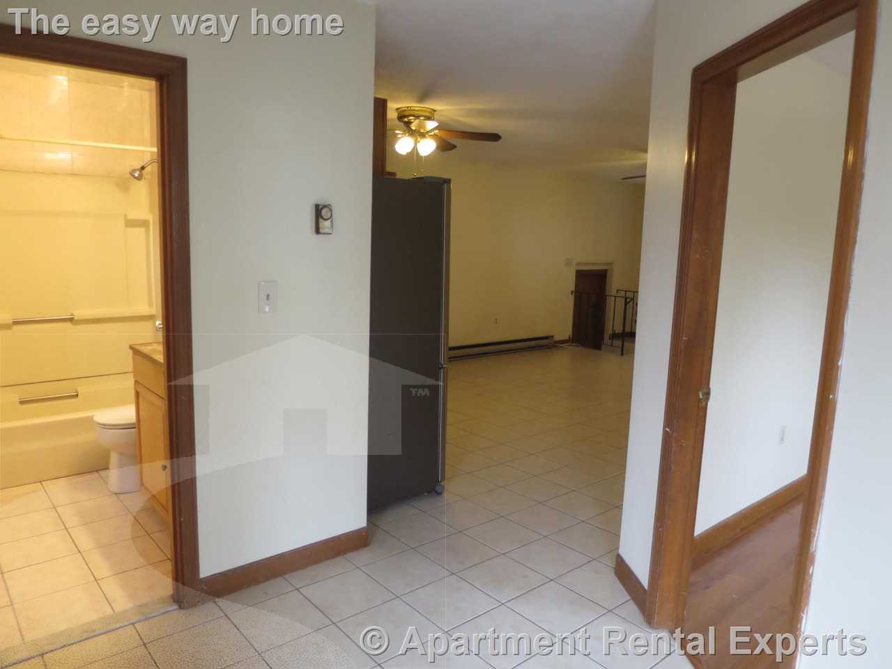 45 Winchester St - Photo 2 of 10