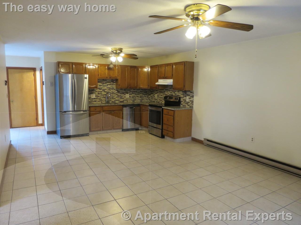 45 Winchester St - Photo 4 of 10