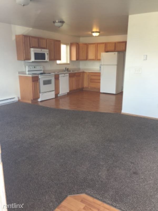 105 E King St - Photo 2 of 10
