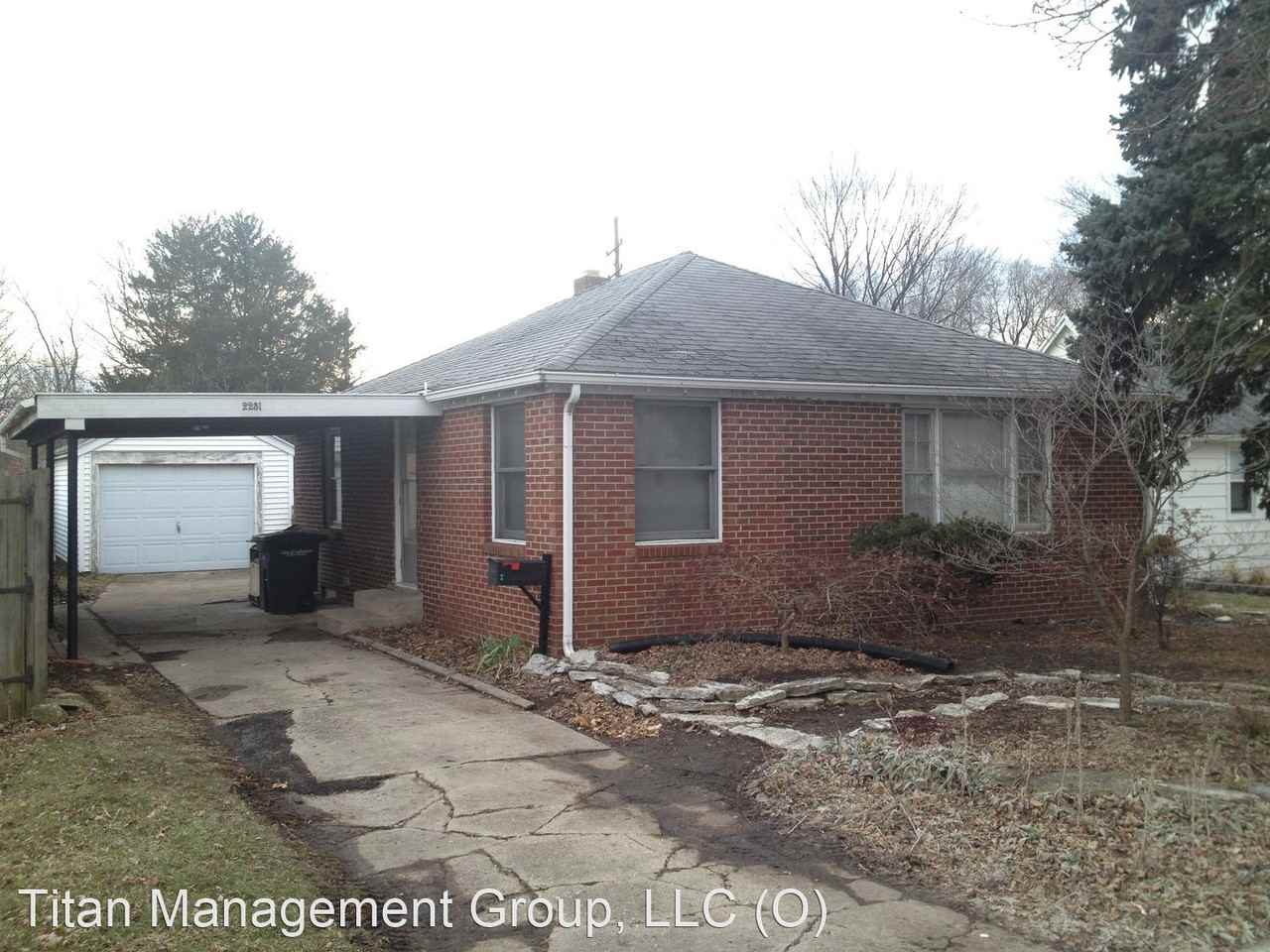 2231 Underwood St - Photo 2 of 20