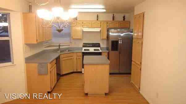 11968 Spire Hill Dr - Photo 2 of 16