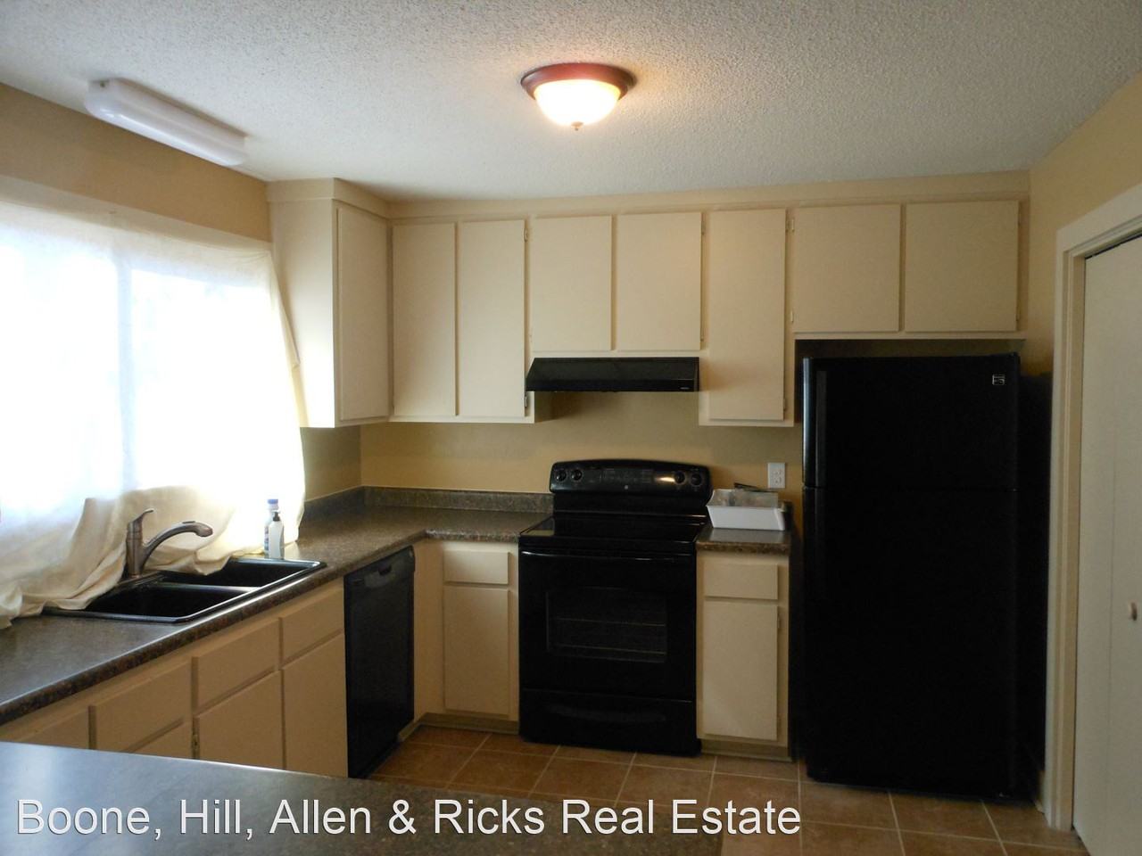 112 Spinnaker Cv - Photo 3 of 16