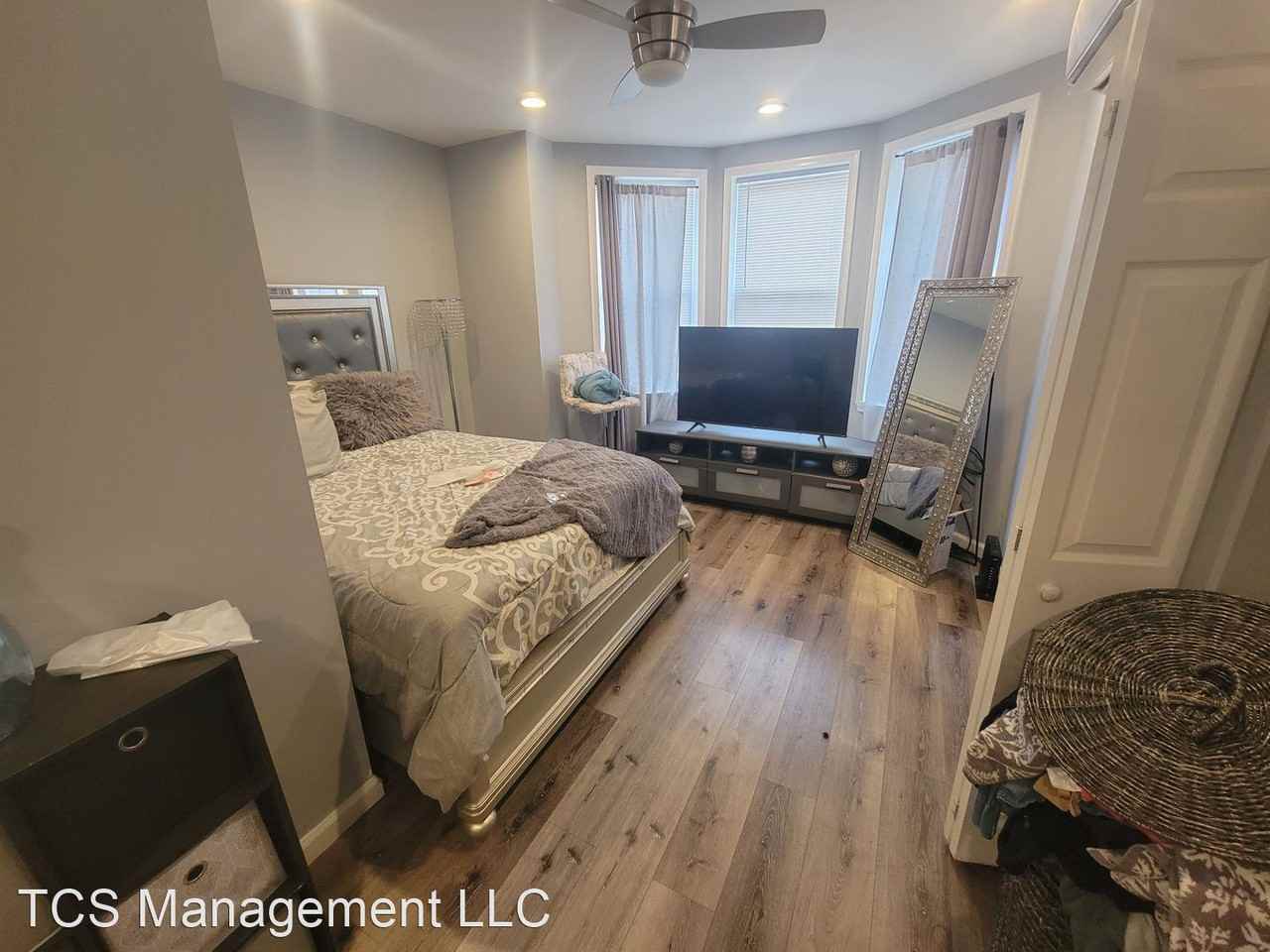 4238 W Girard Ave #2F