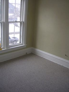 424 W 12th St - Photo 3 of 3