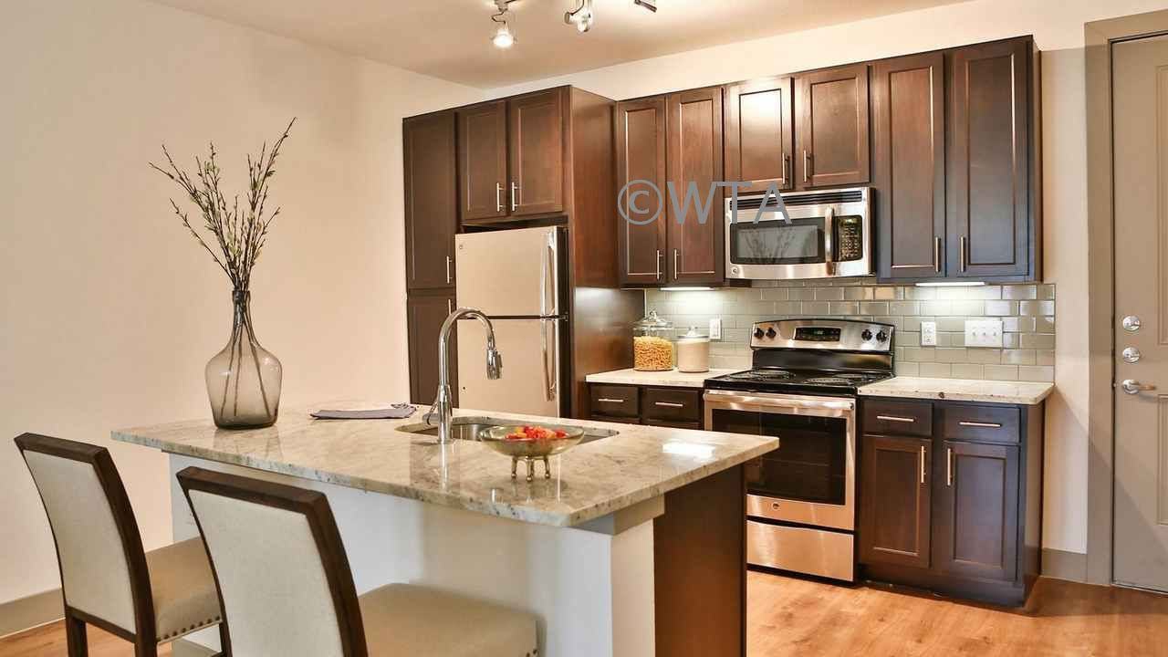 6419 N VANDIVER - Photo 3 of 19