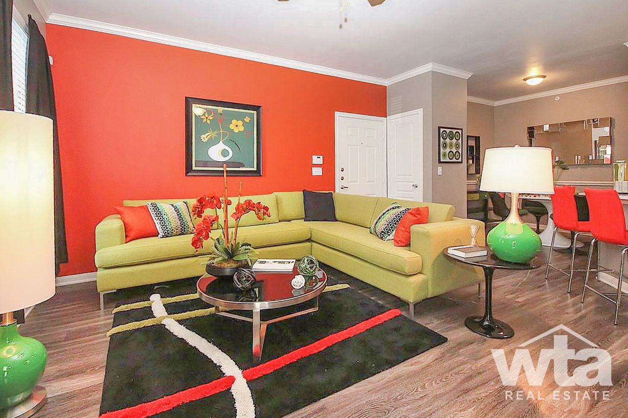 3501 SHORELINE DR - Photo 2 of 25