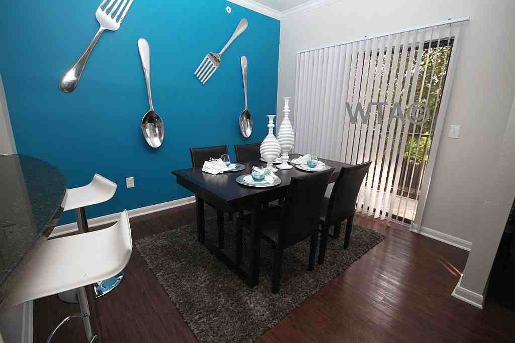 250 TREELINE PARK - Photo 3 of 23