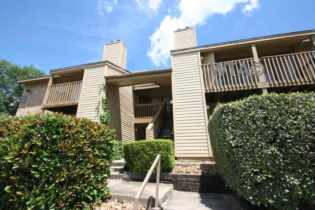 2626 THOUSAND OAKS - Photo 3 of 20