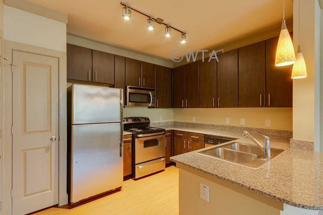 7727 POTRANCO RD - Photo 3 of 20