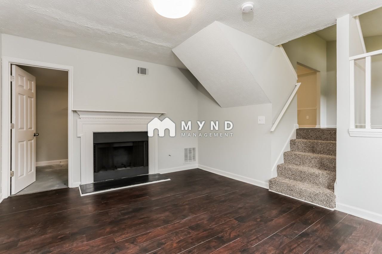 6355 Peppermill Ln - Photo 2 of 19