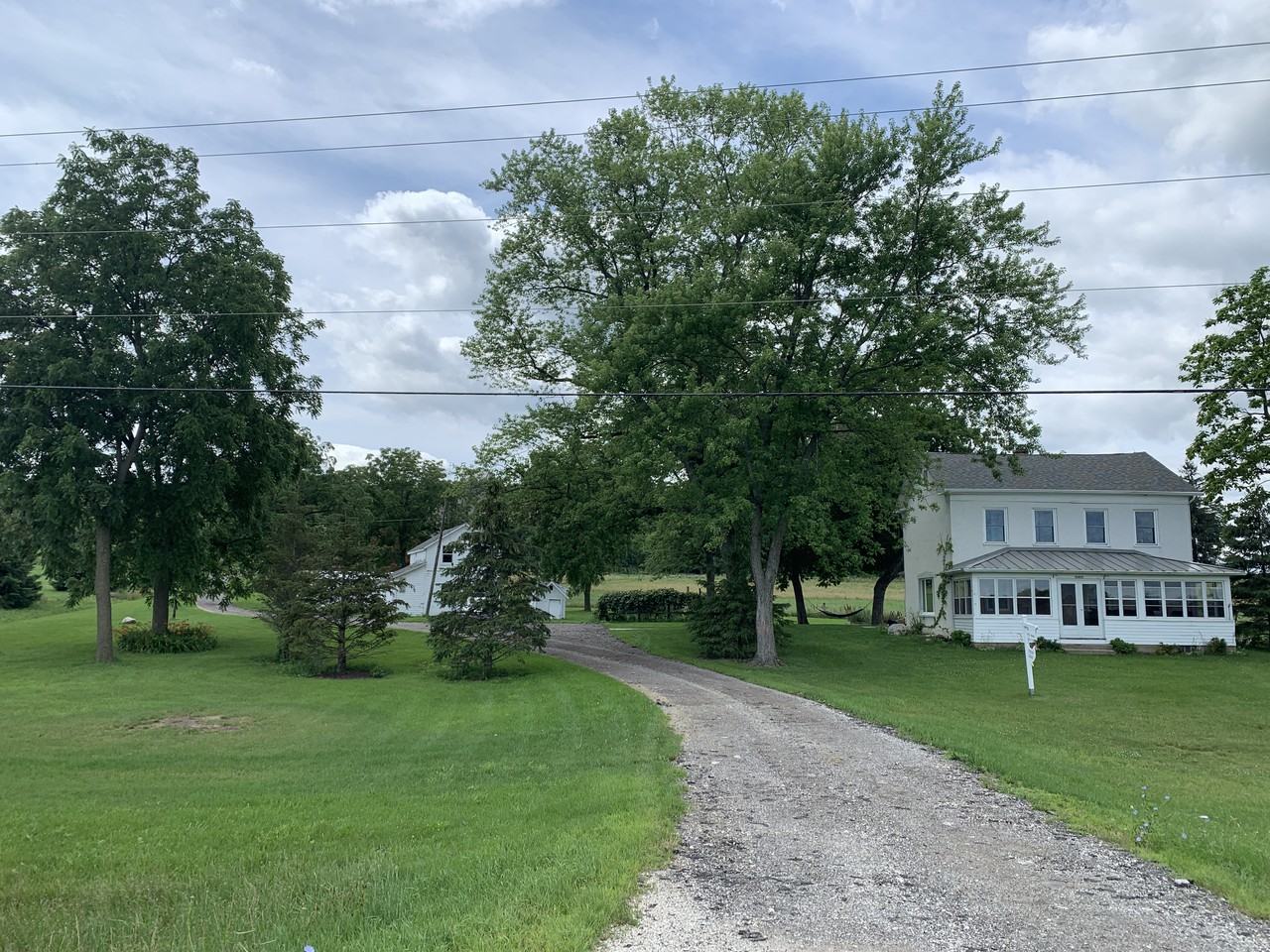 32805 Geneva Road - Photo 3 of 15