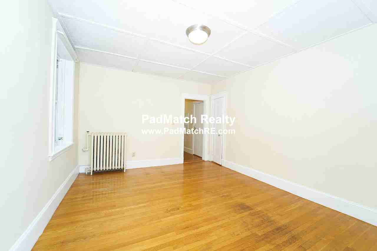 Russell St. - Photo 2 of 36