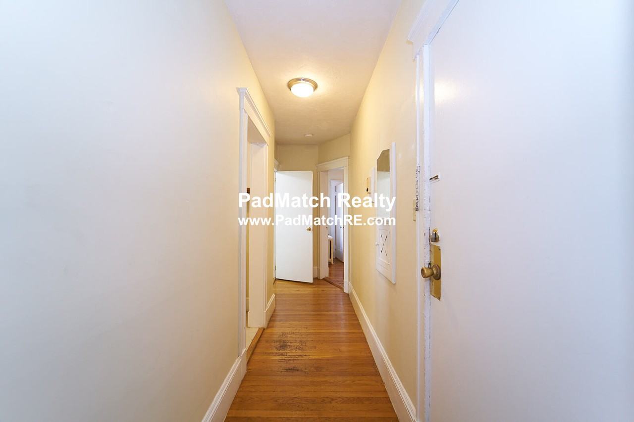 Russell St. - Photo 3 of 36