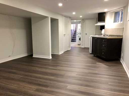 573 Greenwood Avenue - Photo 3 of 7