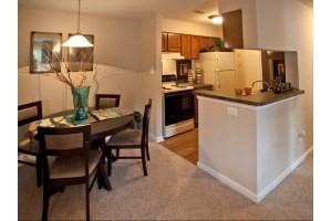 Madison at Hunt Club - Photo 2 of 21