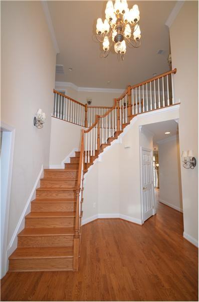 21763 Poole Ct - Photo 2 of 36