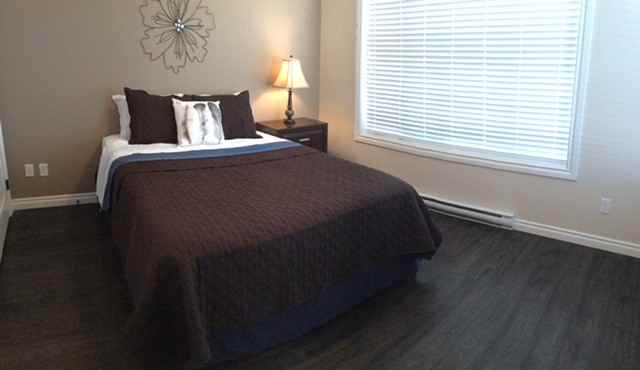 8328 87 Ave #8328 - Photo 6 of 20