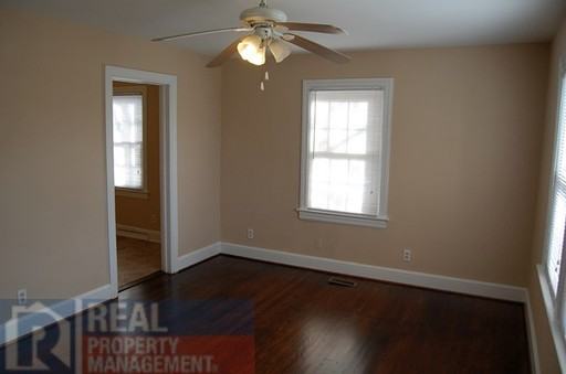 2701 Pinecroft Rd - Photo 3 of 16