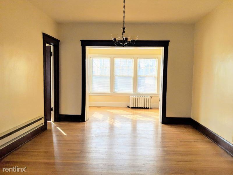 3205 3205 Poppleton Ave 10 - Photo 3 of 11