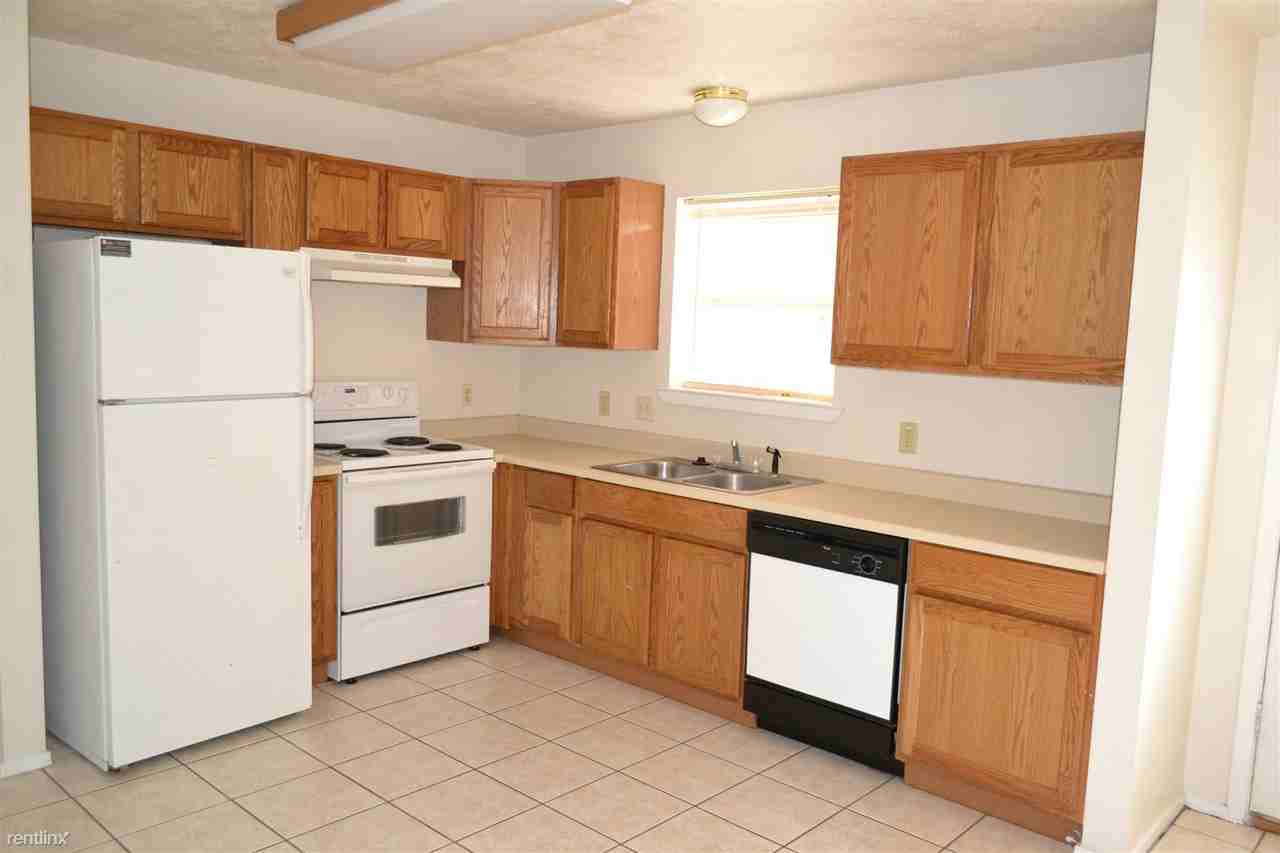 3609 Mohawk St - Photo 2 of 17