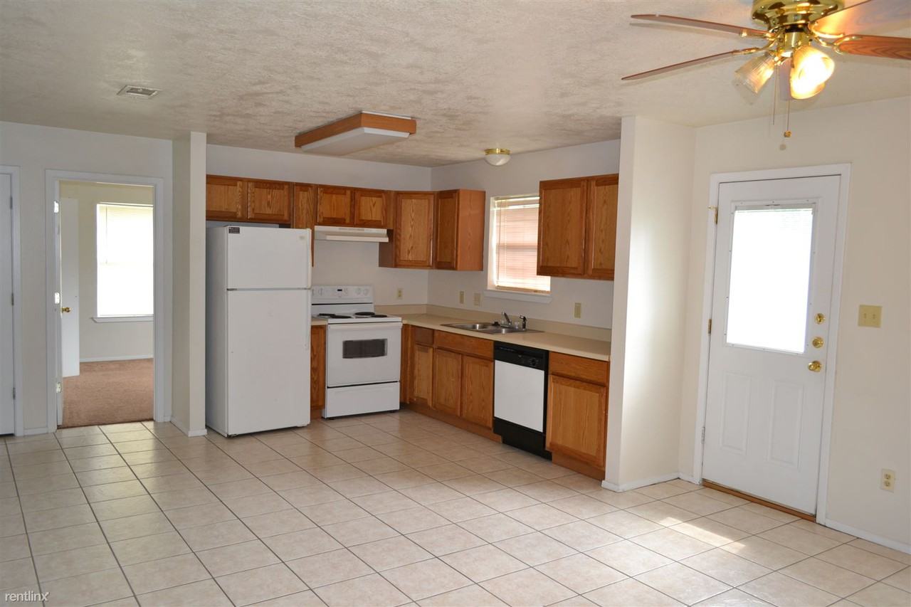 3609 Mohawk St - Photo 3 of 17