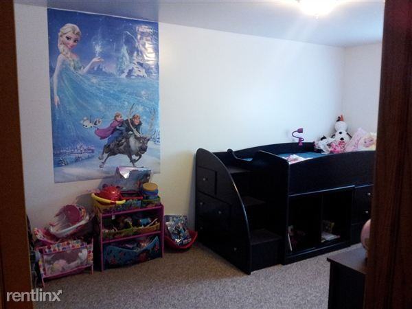 Sunnyside Apartments - Photo 3 of 8