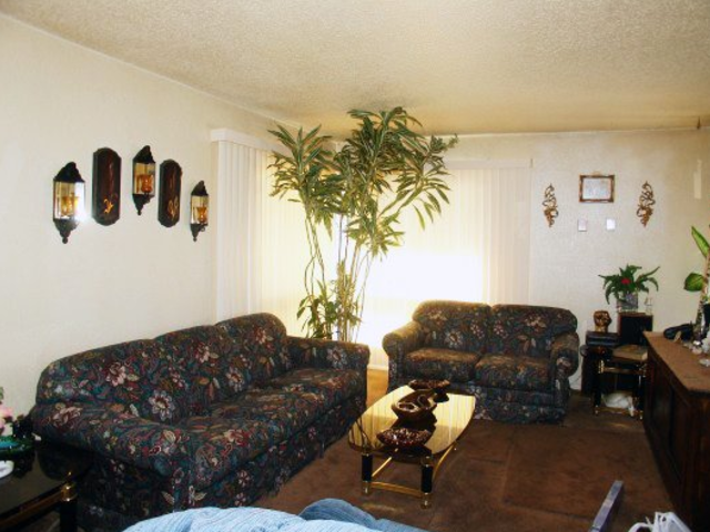 Freeway Homes - Photo 3 of 8