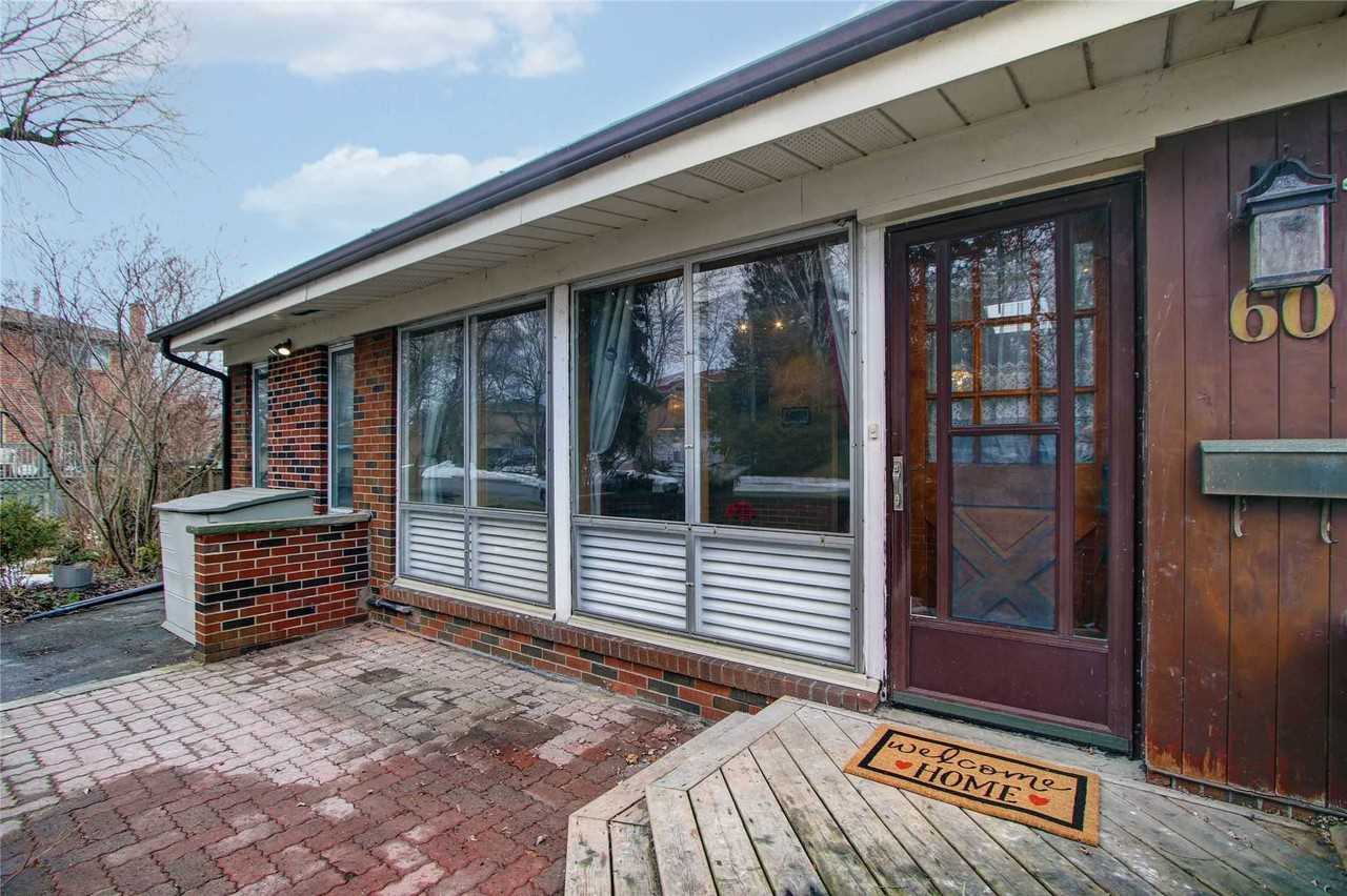 60 Donshire Court - Photo 3 of 9