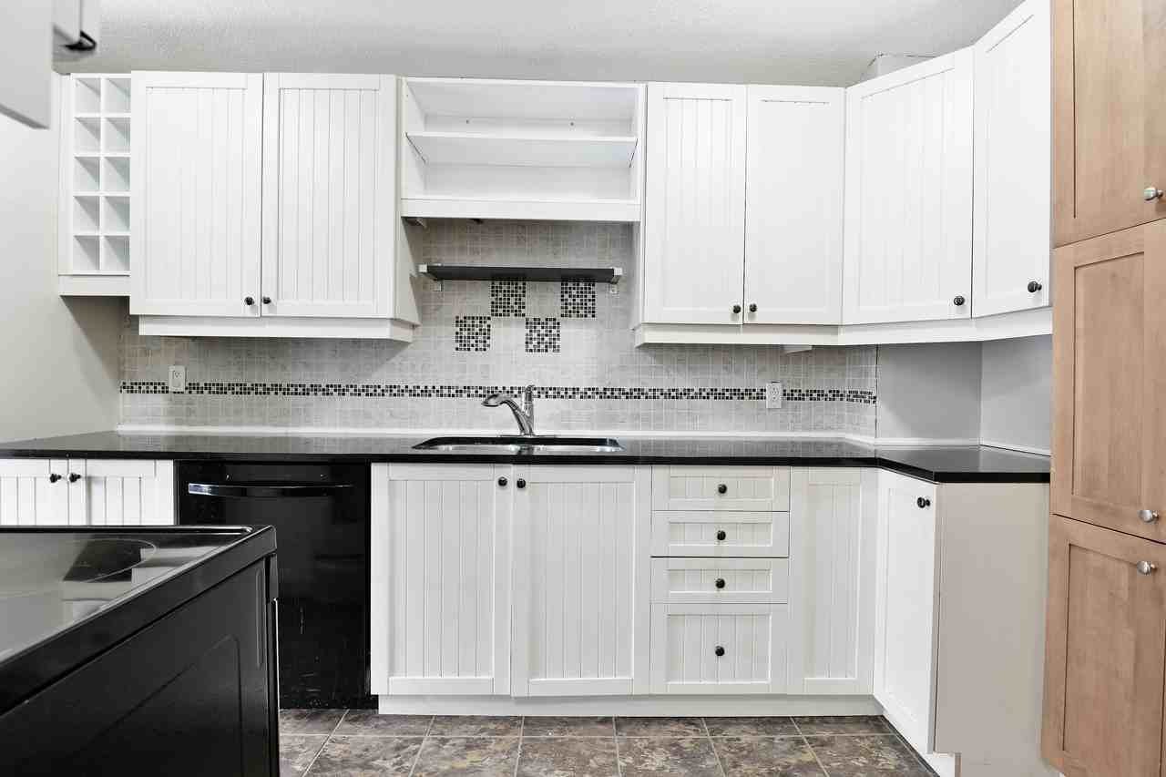 222 Romulus Private - Photo 3 of 25