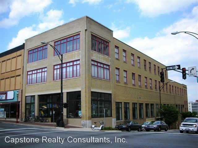 1 W 5th St #202