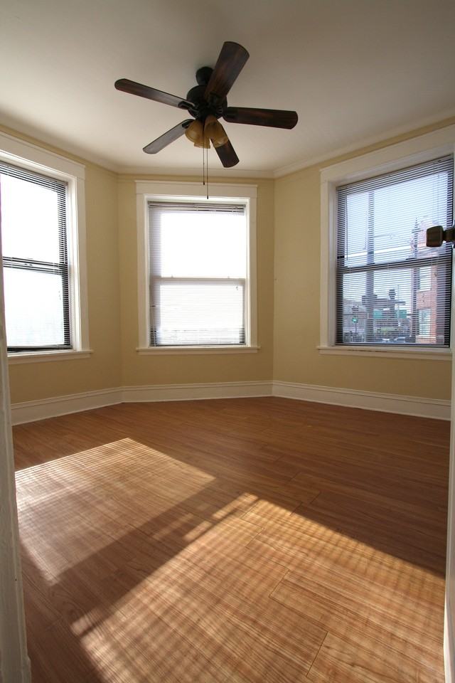 4805 N Central Park Ave - Photo 3 of 15