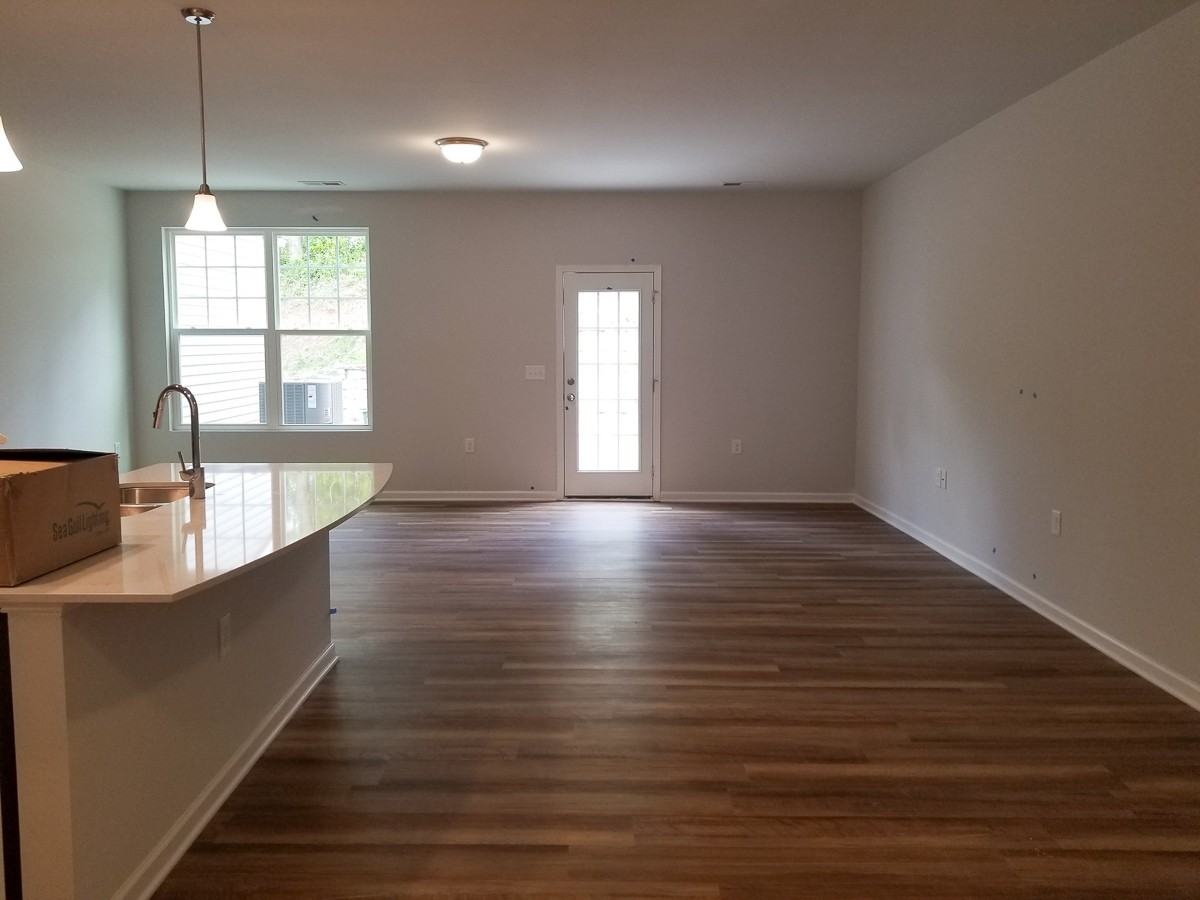 6137 Beale Loop - Photo 5 of 24