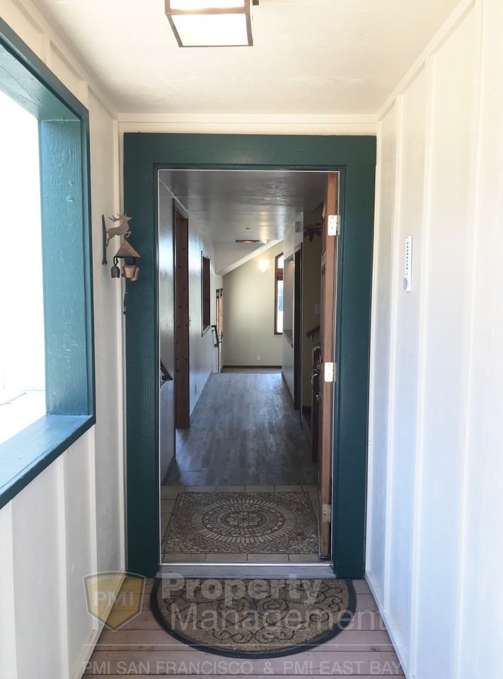 539 Palms Dr - Photo 3 of 19