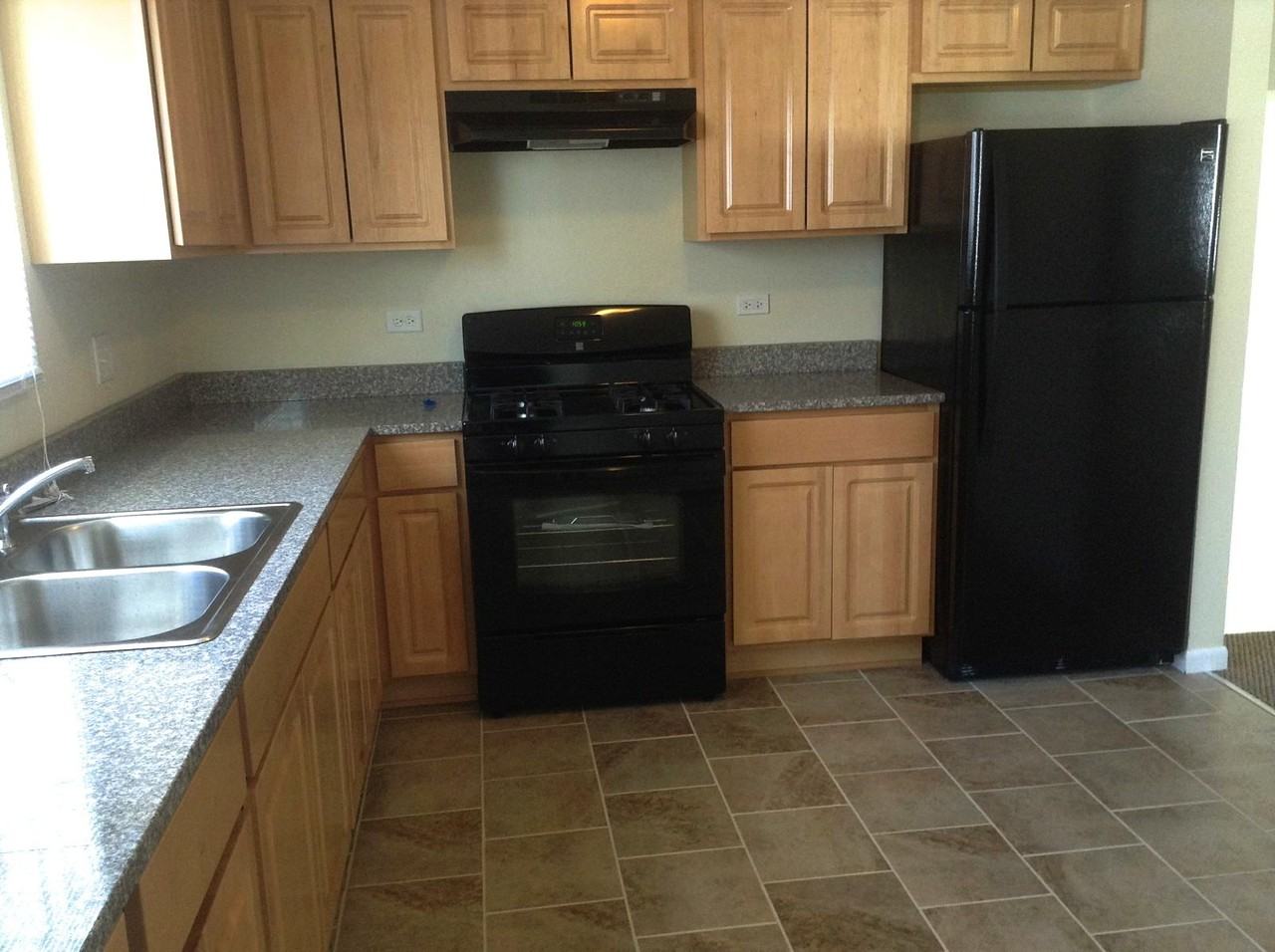 35 Oakview Rd - Photo 3 of 17