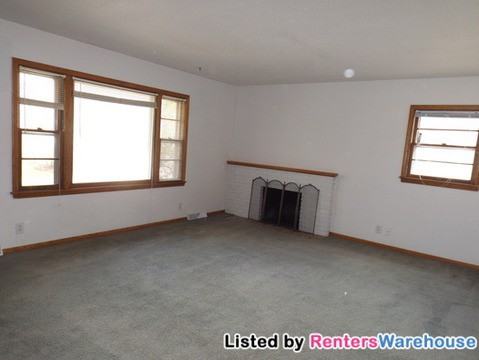 517 W 74th St - Photo 3 of 8