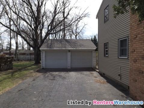 517 W 74th St - Photo 2 of 8
