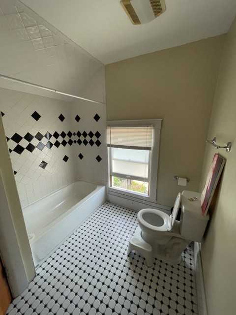 650 Van Dyke St Fl 2 #FL2 - Photo 2 of 13