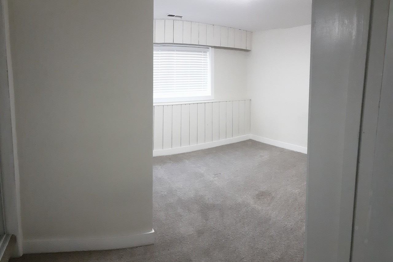 14079 114 Avenue - Photo 3 of 9