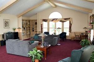 Mallard's Crossing Apartments - Photo 2 of 10