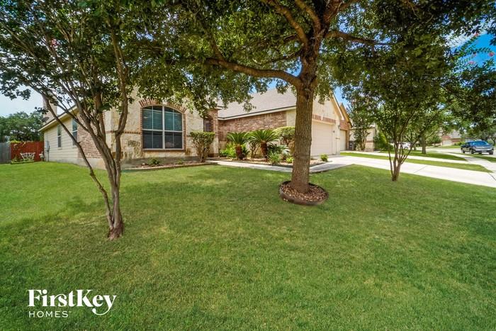 13711 Jubilee Way - Photo 2 of 15