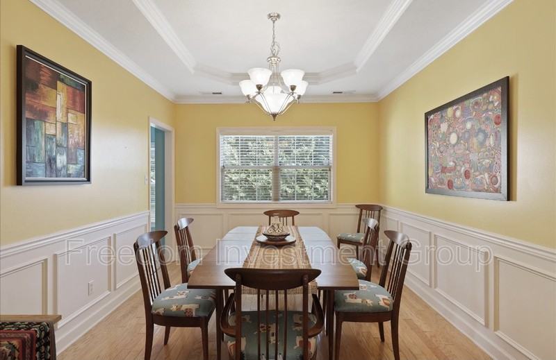 12907 Meadow Pointe Ln - Photo 2 of 21