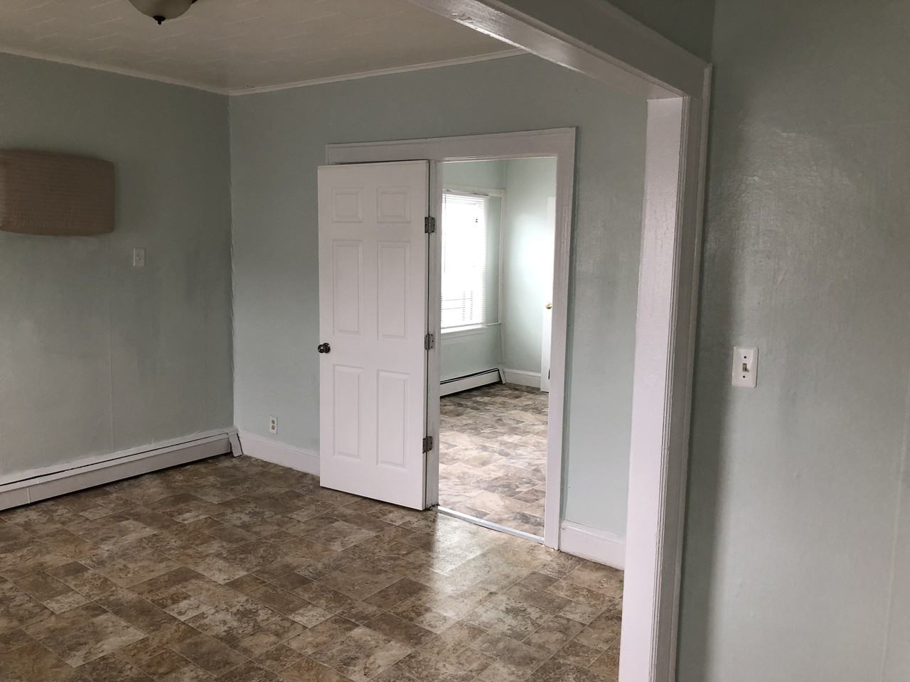 93 93 01 Eldert Lane #2FL - Photo 2 of 8