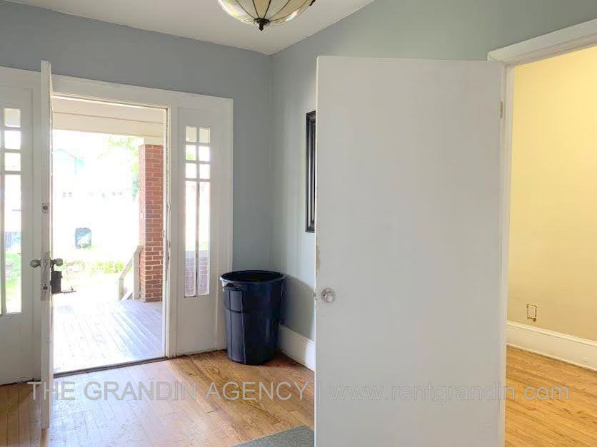 1306 Patterson Ave Sw #2 - Photo 7 of 28