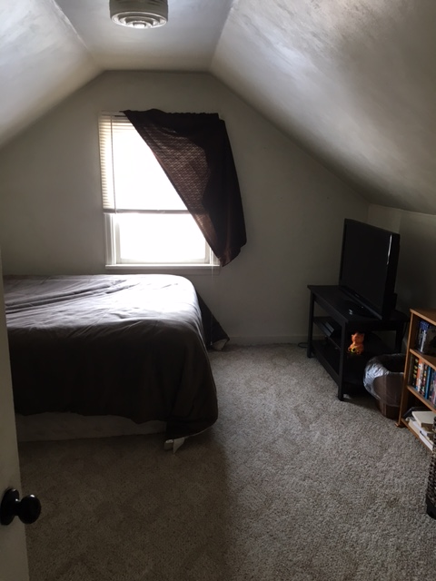 425 Summit St #1 - Photo 7 of 7