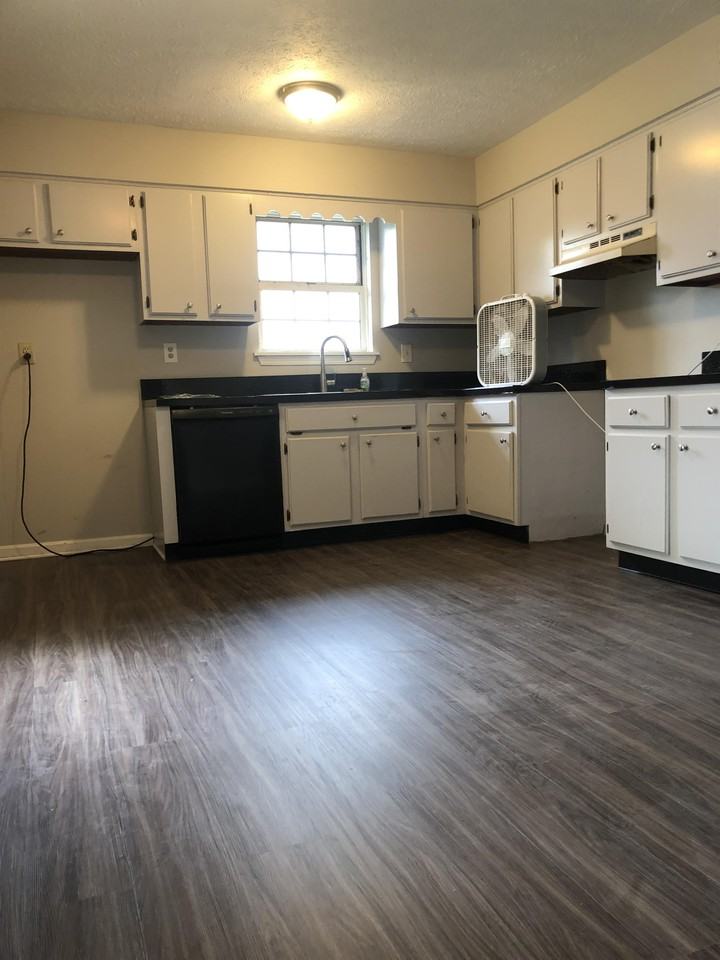 5004 Winding Spring Pl #0 - Photo 7 of 22