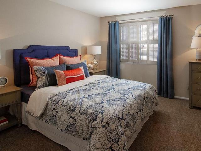 6960 S State St - Photo 5 of 25