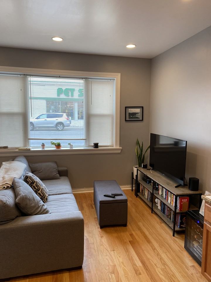 3633 North Elston Avenue #1F - Photo 3 of 9