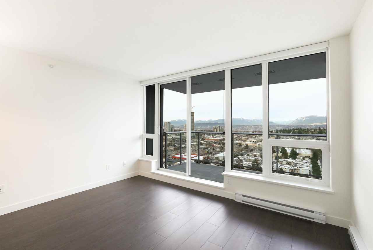 100 Avenue #2910 - Photo 2 of 8