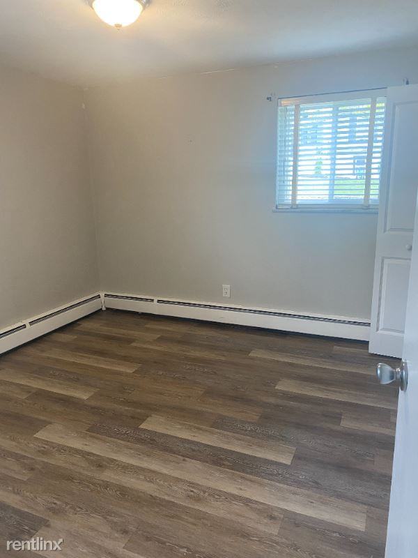 3837 Applegate Ave - Photo 2 of 4